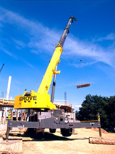 格鲁夫rt9130e-2越野起重机